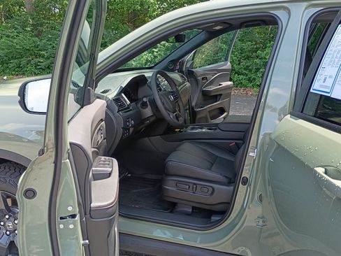 Used 2026 Honda Ridgeline TrailSport image 11