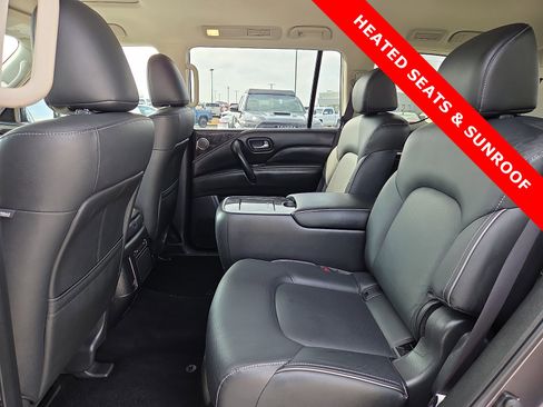 Used 2024 INFINITI QX80 Luxe image 11