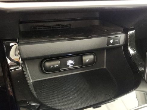 Used 2023 Kia Seltos EX image 18