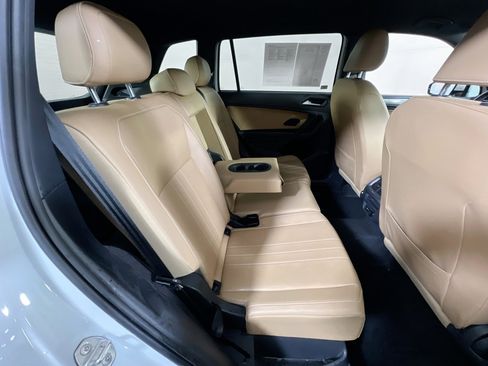 Used 2022 Volkswagen Tiguan SE image 25