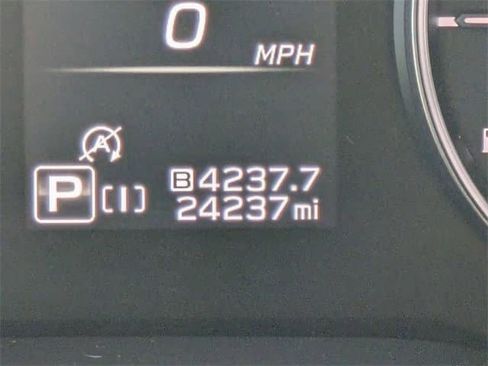 Used 2024 Subaru Crosstrek 2.5i Limited w/ Popular Package #4A image 11