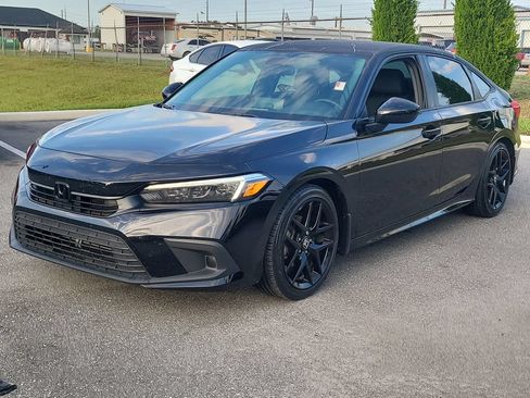 Used 2024 Honda Civic Sport image 2
