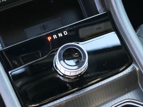 Used 2025 Jeep Grand Cherokee Laredo X w/ Luxury Tech Group I image 18