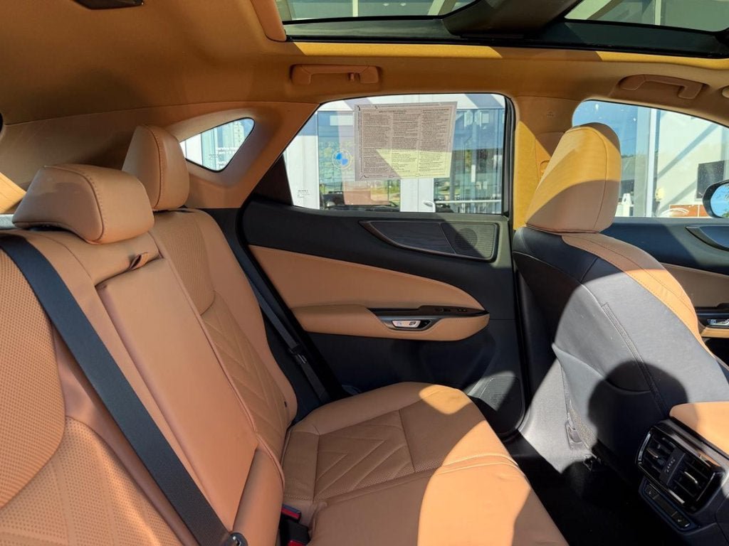 Used 2023 Lexus NX 350h AWD w/ Vision Package image 14