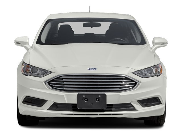 Used 2017 Ford Fusion SE w/ Equipment Group 201A FWD image 4