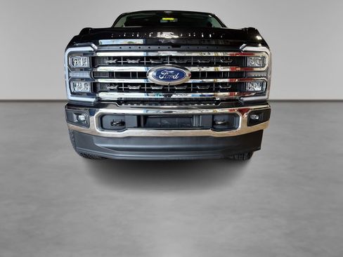 Certified 2024 Ford F250 Lariat AWD/4WD image 13