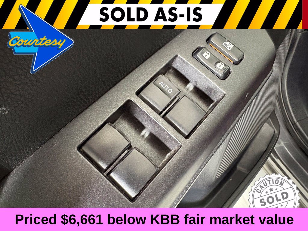 Used 2017 Toyota RAV4 LE w/ Carpet Mat Package FWD image 20