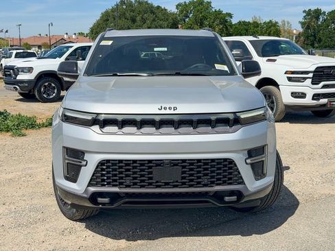 New 2026 Jeep Grand Wagoneer L Limited image 3