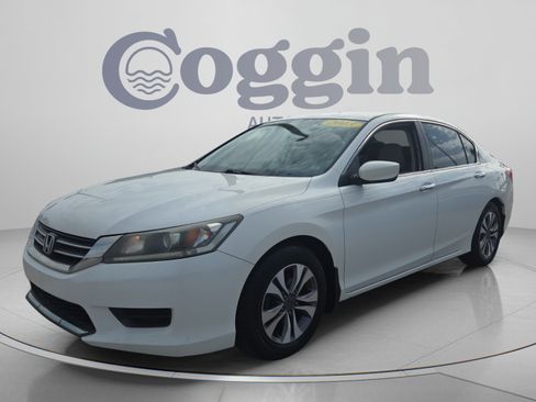 Used 2013 Honda Accord LX image 1
