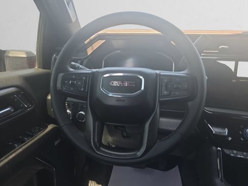 Used 2024 GMC Sierra 2500 AT4 w/ AT4 Premium Plus Package AWD/4WD image 14