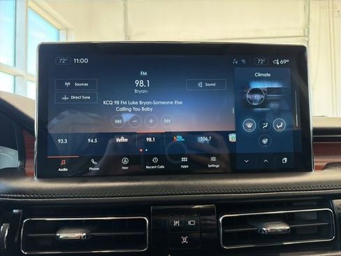 Used 2023 Lincoln Nautilus Reserve image 24