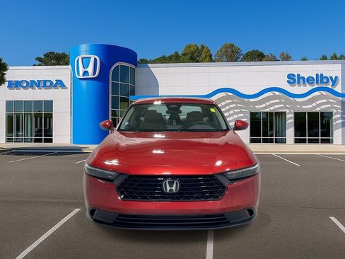 Used 2024 Honda Accord LX image 3