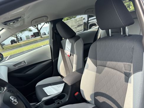 New 2025 Toyota Corolla LE image 15