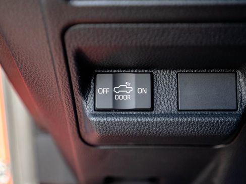 New 2026 Toyota Tacoma TRD Off-Road w/ TRD Off Road Upgrade Package AWD/4WD image 24