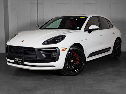 Certified 2023 Porsche Macan GTS AWD/4WD image 1