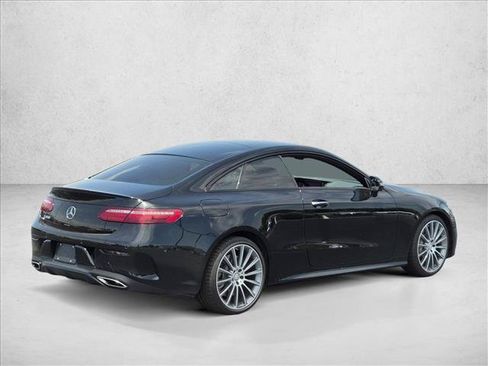 Used 2022 Mercedes-Benz E 450 Coupe image 5