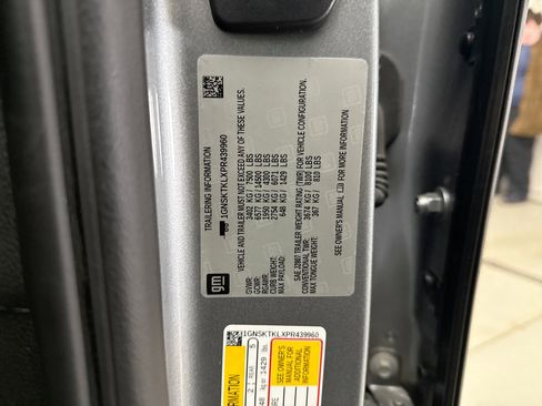 Used 2023 Chevrolet Tahoe High Country image 11