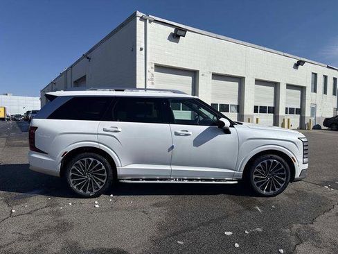 New 2026 Hyundai Palisade Calligraphy image 3