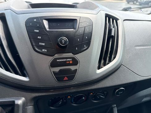 Used 2018 Ford Transit 250 130 Low Roof w/ Exterior Upgrade Package RWD image 14