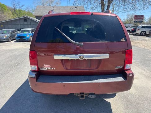 Used 2008 Chrysler Aspen Limited image 10