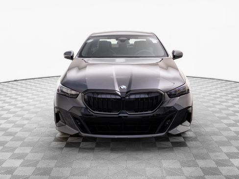 New 2026 BMW 530i xDrive w/ Executive Package image 9