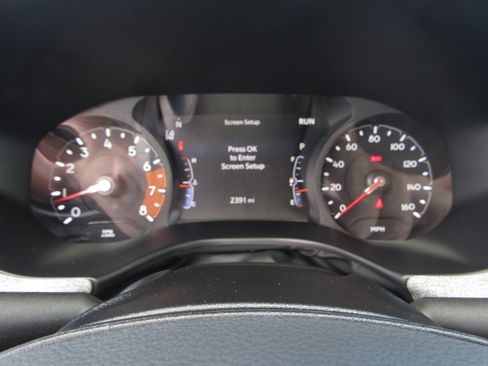 Used 2025 Jeep Compass Latitude image 26