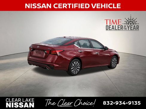 Certified 2024 Nissan Altima 2.5 SV w/ SV Premium Package FWD image 8