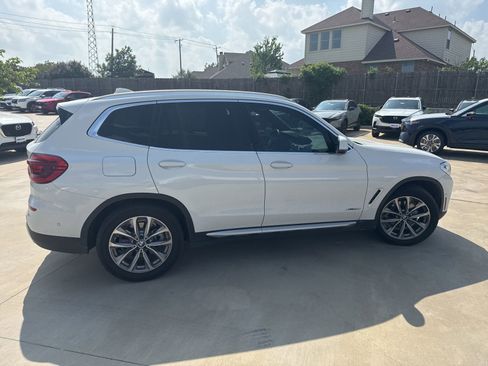 Used 2018 BMW X3 xDrive30i AWD/4WD image 11