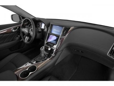 Used 2018 INFINITI Q50 Luxe w/ Essential Package (3.0T Luxe) image 19
