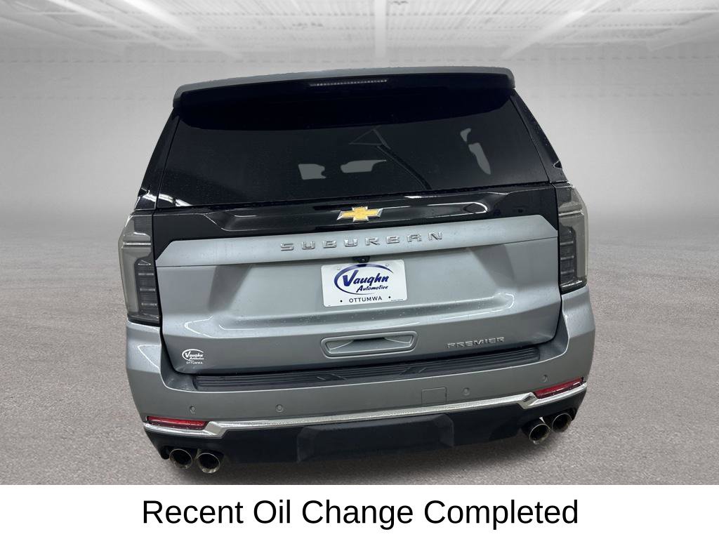 Used 2025 Chevrolet Suburban Premier AWD/4WD image 12