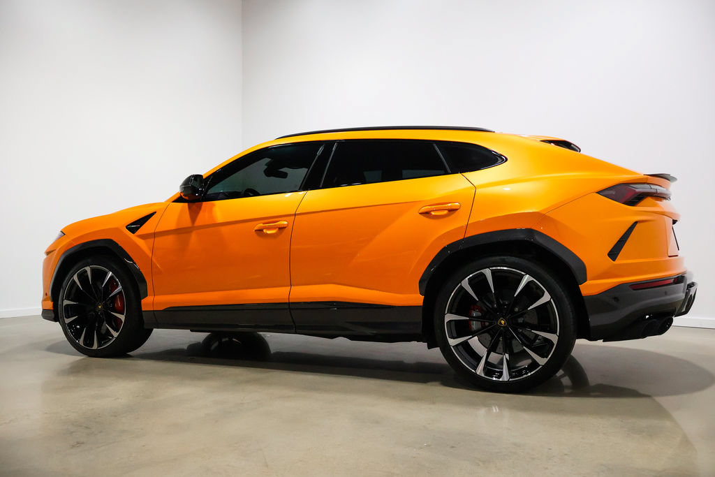 Used 2021 Lamborghini Urus AWD/4WD image 15