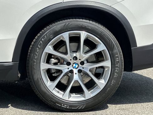Used 2024 BMW X5 xDrive40i w/ Premium Package AWD/4WD image 27