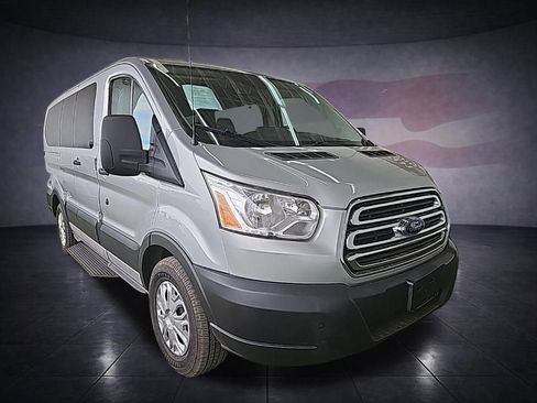 Used 2019 Ford Transit 150 XLT image 7
