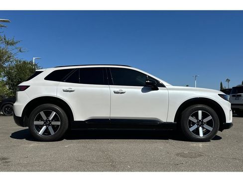 Used 2024 Honda Prologue Touring image 7