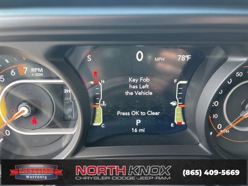 New 2025 Jeep Gladiator Mojave image 32