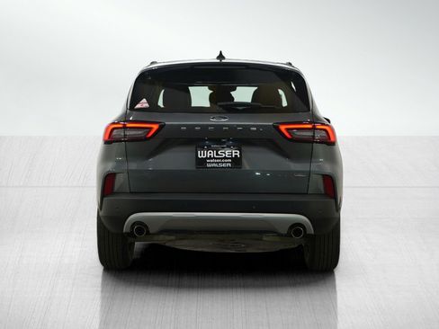 Used 2024 Ford Escape SE image 5