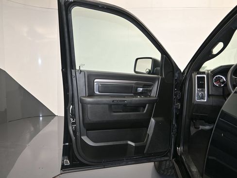Certified 2024 RAM 1500 Warlock AWD/4WD image 10