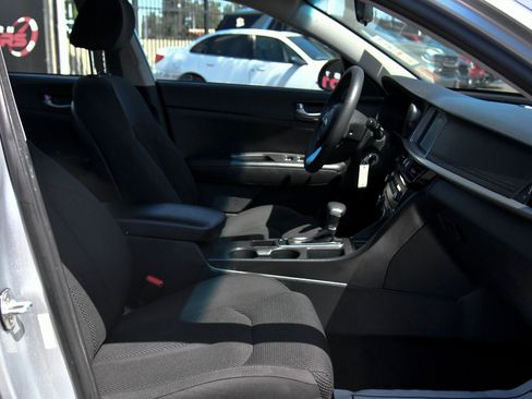 Used 2020 Kia Optima LX FWD image 38