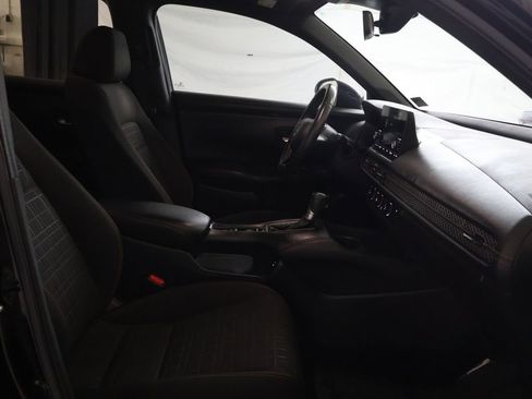 Used 2024 Honda HR-V Sport image 10