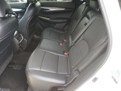 Used 2021 INFINITI QX50 Luxe w/ Appearance Package AWD/4WD image 13