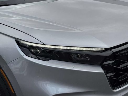 Certified 2025 Honda CR-V Sport-L image 8