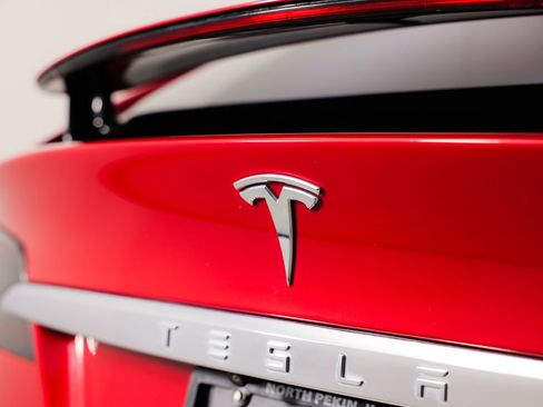 Used 2020 Tesla Model X Long Range image 8