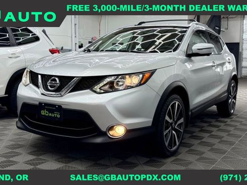 Used 2017 Nissan Rogue Sport SL AWD/4WD image 1