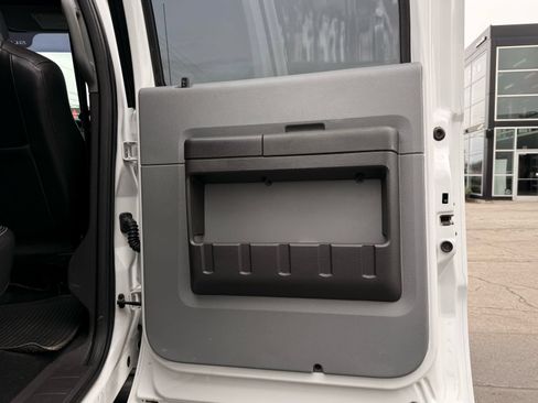 Used 2012 Ford F650 2WD Crew Cab Super Duty image 38