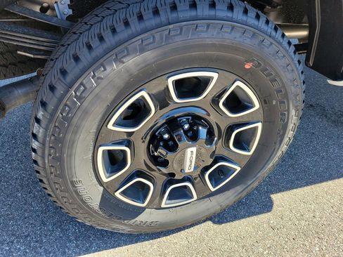 New 2026 Ford F250 Platinum image 6