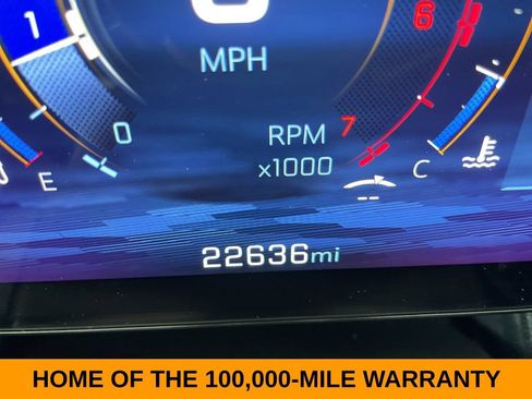 Used 2025 Chevrolet Equinox LT AWD/4WD image 13