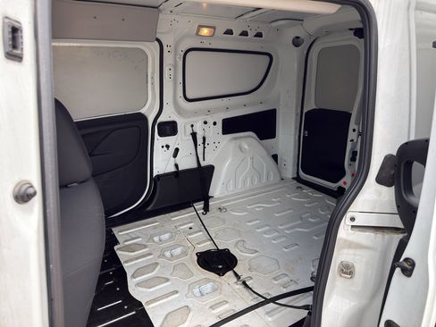 Used 2018 RAM ProMaster City Tradesman image 10