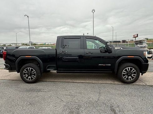 Used 2023 GMC Sierra 2500 AT4 w/ AT4 Premium Plus Package AWD/4WD image 2