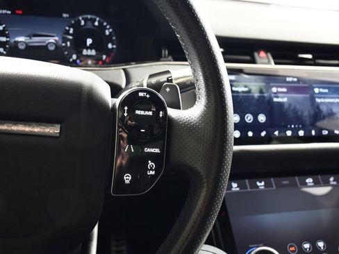 Used 2020 Land Rover Range Rover Evoque R-Dynamic SE AWD/4WD image 30