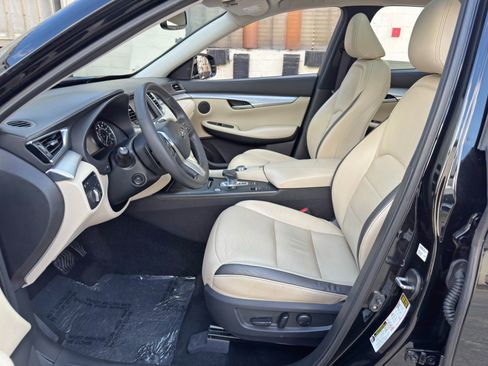 Used 2020 INFINITI QX50 Essential w/ Convenience Package AWD/4WD image 16